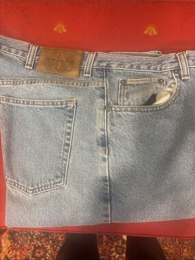 Calvin Klein Jeans Light Wash Straight-Leg Denim